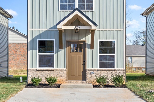 Building Photo - 317 Honeycomb Ct