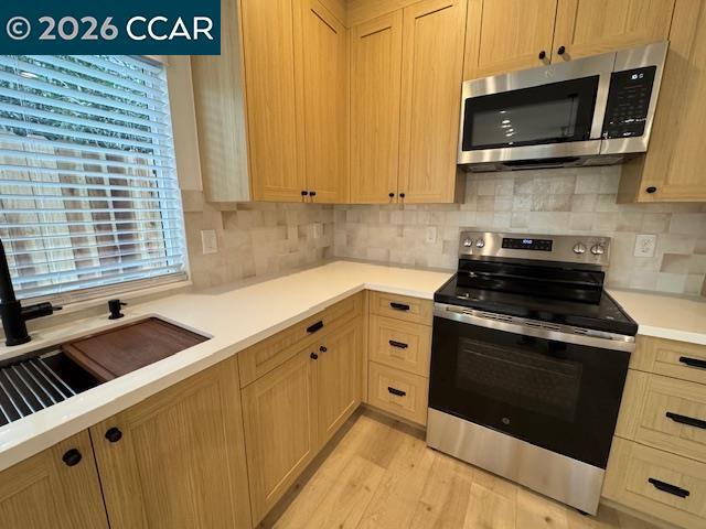 Building Photo - 309 Lampasas Ave