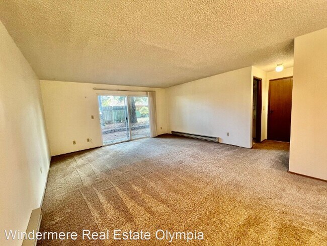 Building Photo - 2 br, 1.5 bath House - 1605 16th Ct SE Unit B