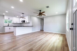 Building Photo - 9529 Fairland Dr