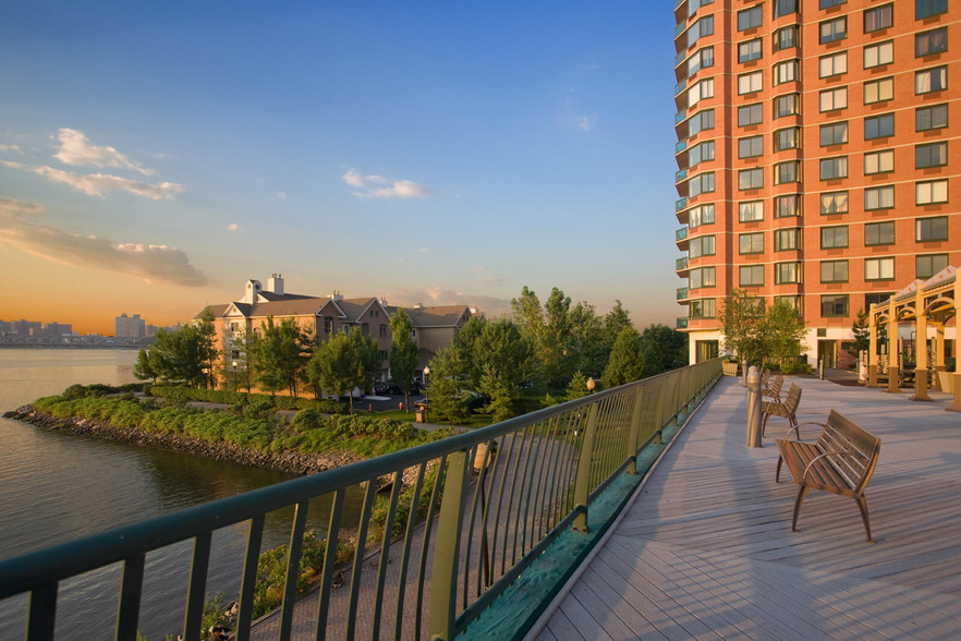 Our promenade overlooks the Tower and Mariner's Cove - Windsor at Mariners