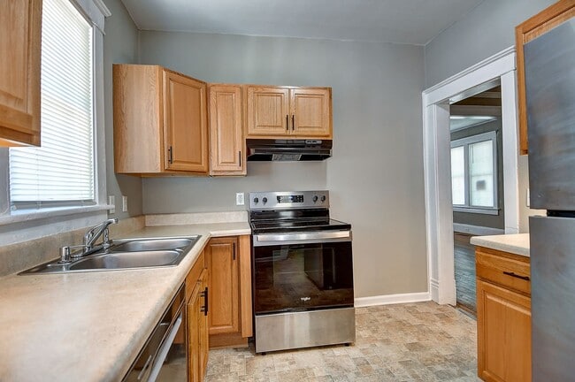 Building Photo - FOR RENT  - NORFOLK / ODU AREA