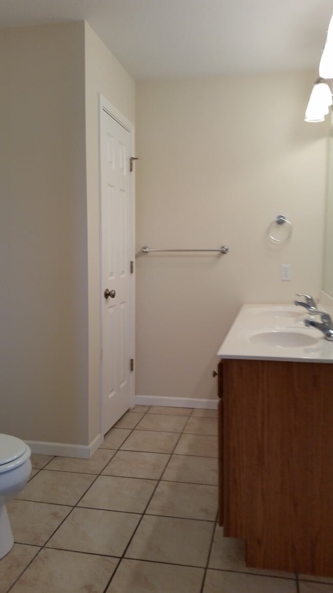 Building Photo - 5002 Hatteras Dr