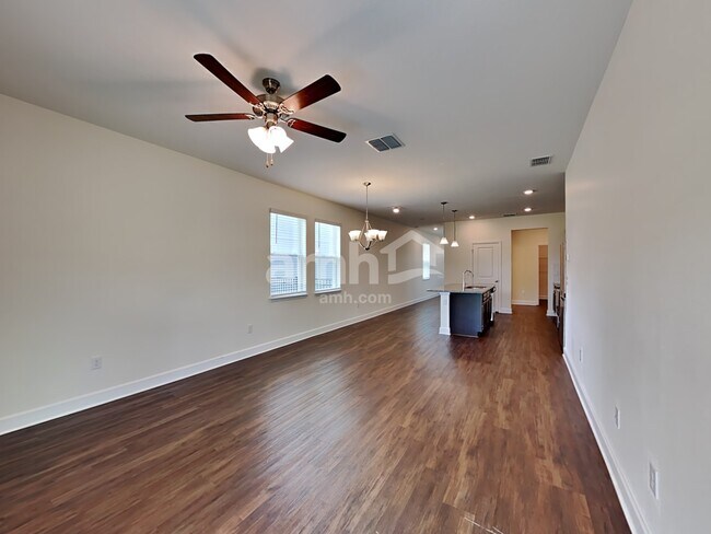 Building Photo - 1036 Walden Pond Dr