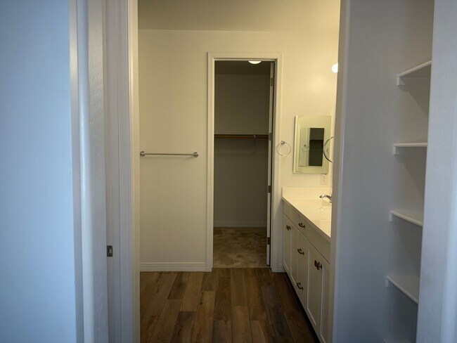 Building Photo - 1673 N St Francis Pl