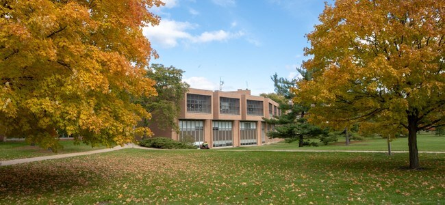 Primary Photo - Holden Hall