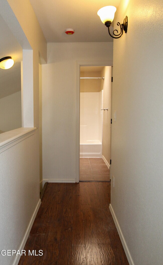 Building Photo - 2210 Hannah Leigh St