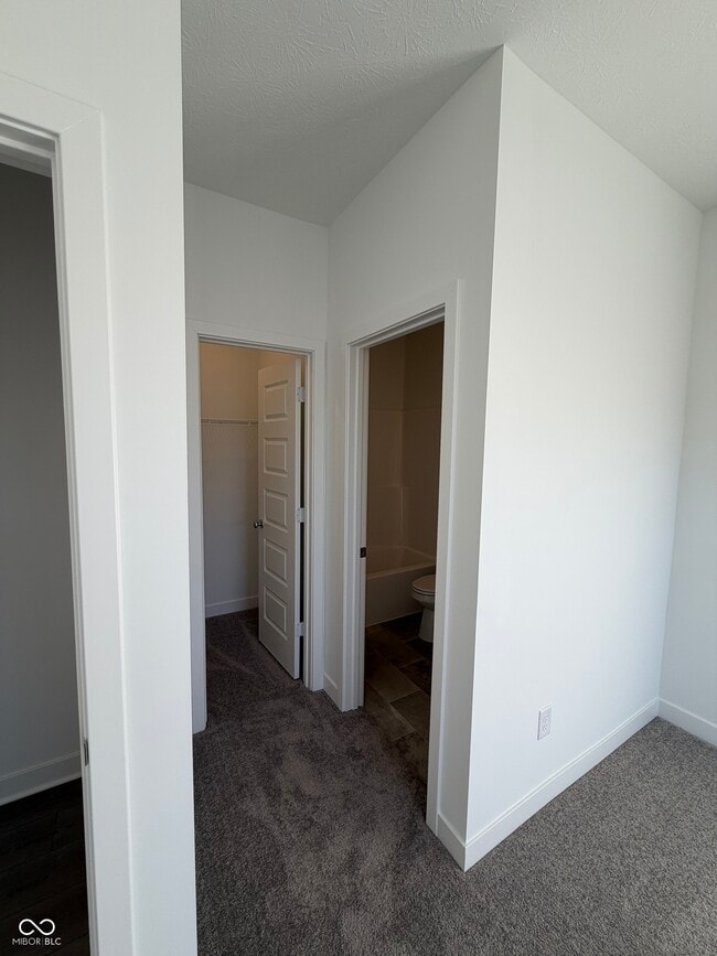 Building Photo - 6468 Tutelo Dr