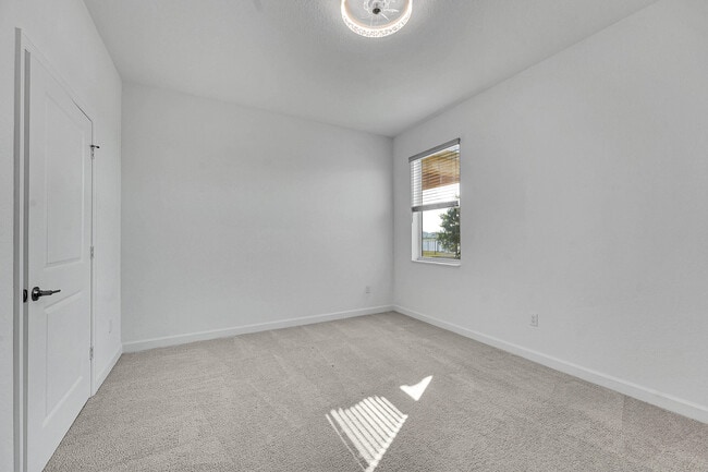 Building Photo - 13096 NW Copper Creek Dr