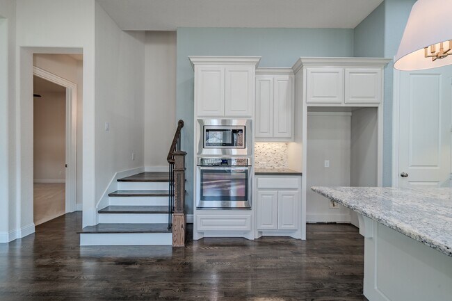 Building Photo - 1117 Ferndale Dr