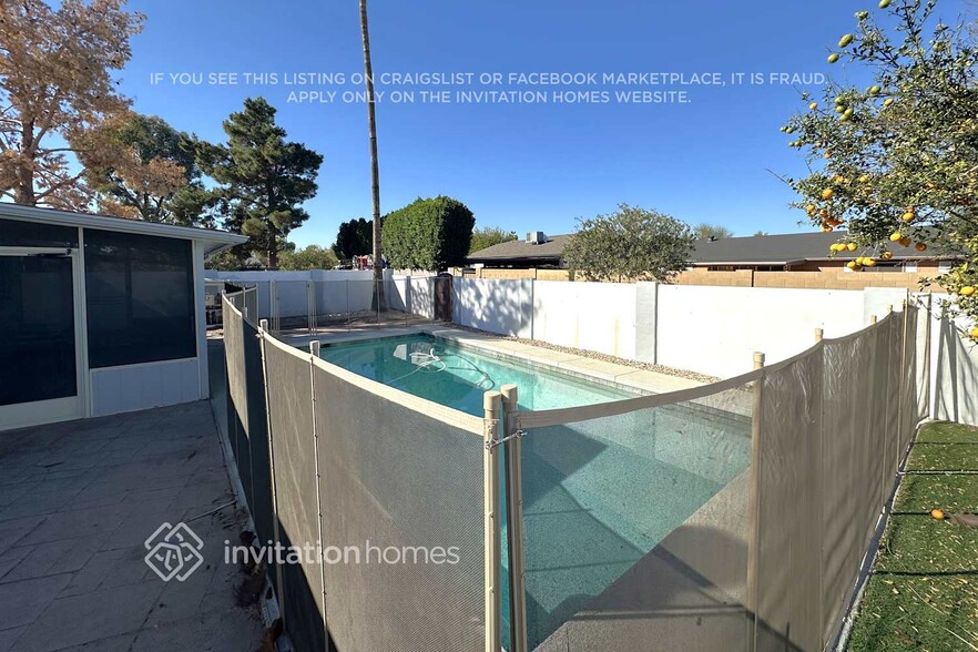 Building Photo - 1756 N Cholla St