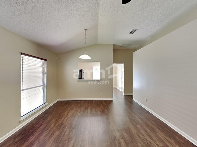 Building Photo - 3966 Pebble Brooke Cir S