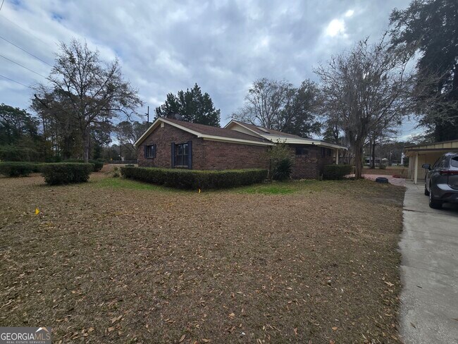 Building Photo - 1703 Point Peter Rd