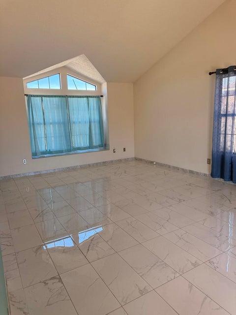 Building Photo - 290 Asbury Rd NE