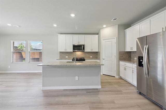 Building Photo - 3404 Eagle Mount Dr