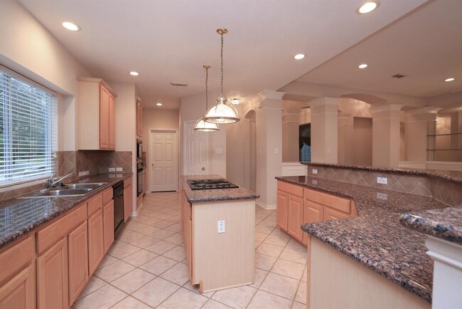 Building Photo - 17222 Leeside Dr