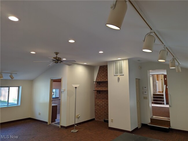 Building Photo - 17802 Rapids Rd