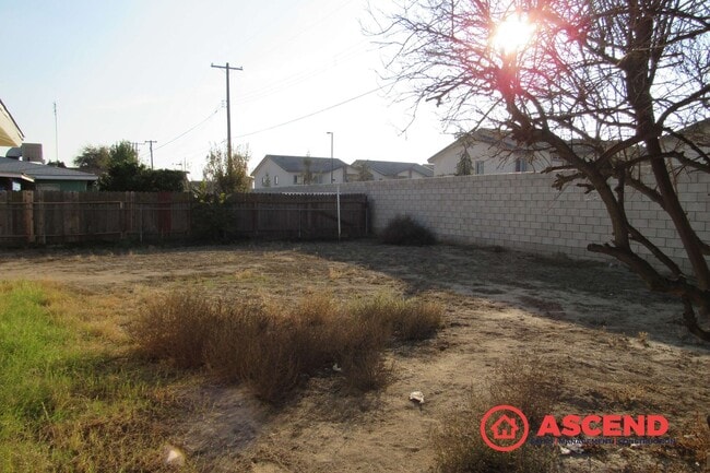 Building Photo - 2623 Van Buren Pl