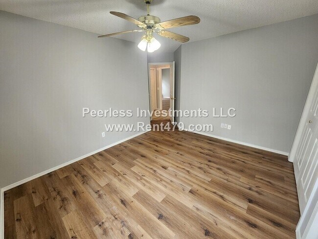 Building Photo - 509-A Braithwaite St