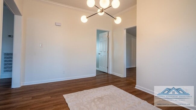 Building Photo - 2024 1st St SW