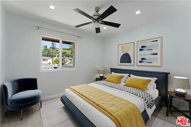 Building Photo - 126 Casuda Canyon Dr