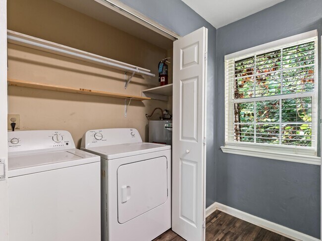 Building Photo - 502 McKeithan St