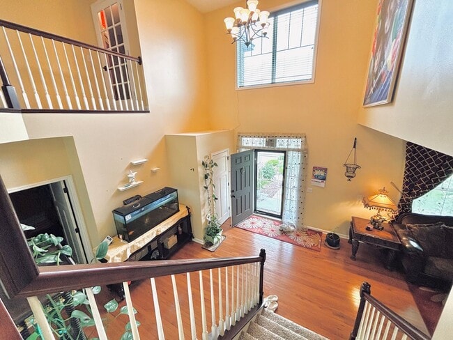 Building Photo - ONE OF A KIND 5bed/4bath!  *HOME THEATER* ...