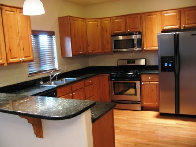 Building Photo - RANCH STYLE HOME LOCATED IN THE PROMONTORY!