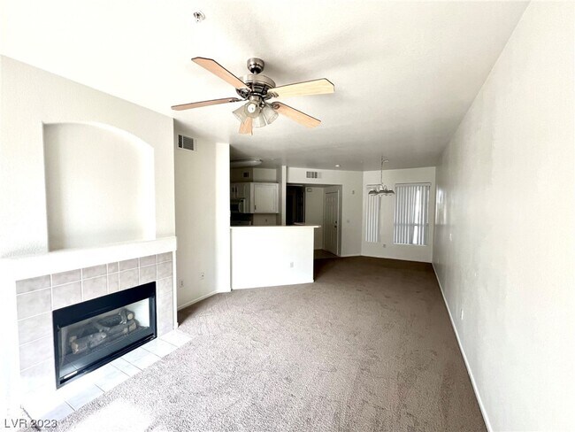 Building Photo - 7119 S Durango Dr