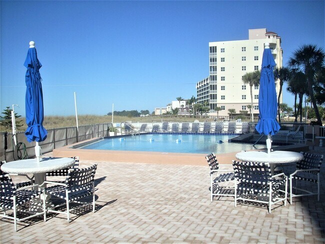 Building Photo - GREAT PRICE!  Gulf Horizon, Gulf Front, 2BR/2BA 1st Floor Condo