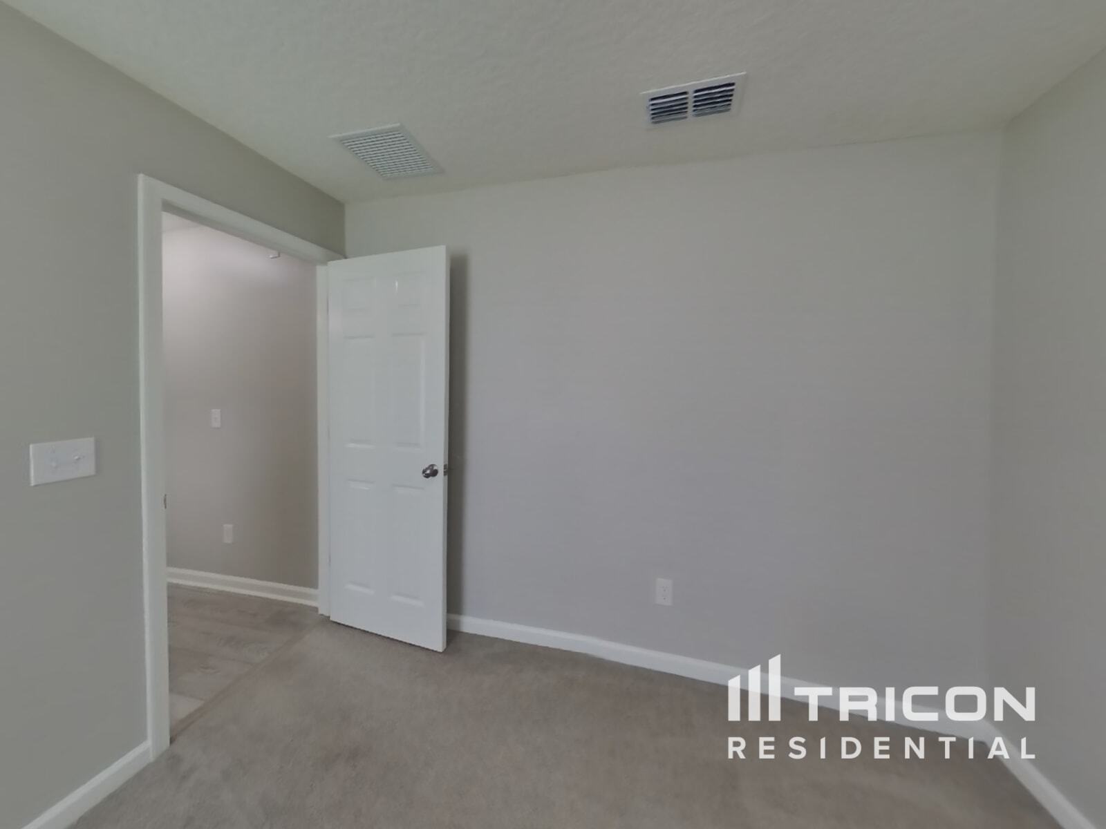 Building Photo - 11707 Deep Springs Dr N