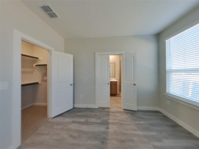 Building Photo - 1629 Mexican Heather Dr
