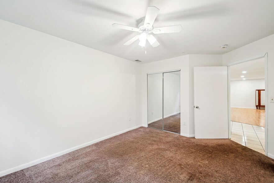Master Bedroom Looking at Closet Doors - 30 Hearthstone Ct