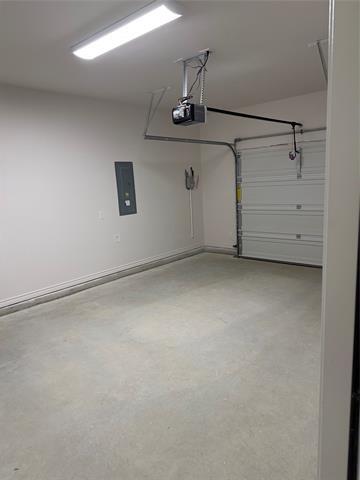 Building Photo - 411 Saddle Ln