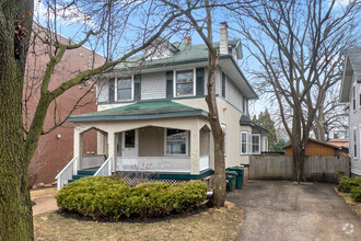 Building Photo - 1128 Greenleaf Ave