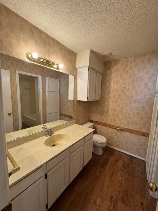 Building Photo - 2 bedroom condo for rent in Nantucket, nea...