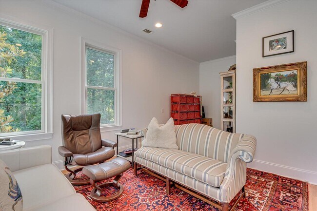 Building Photo - 501 John Fox's Run