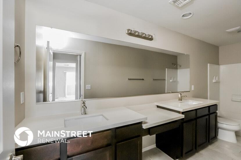 Building Photo - 2000 N 36th St