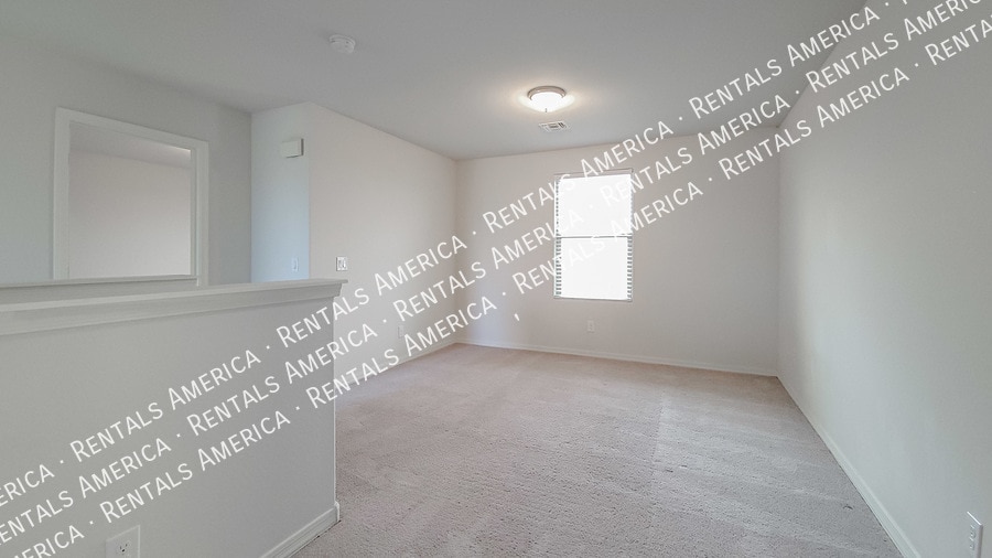 Building Photo - 229 Watson Pl