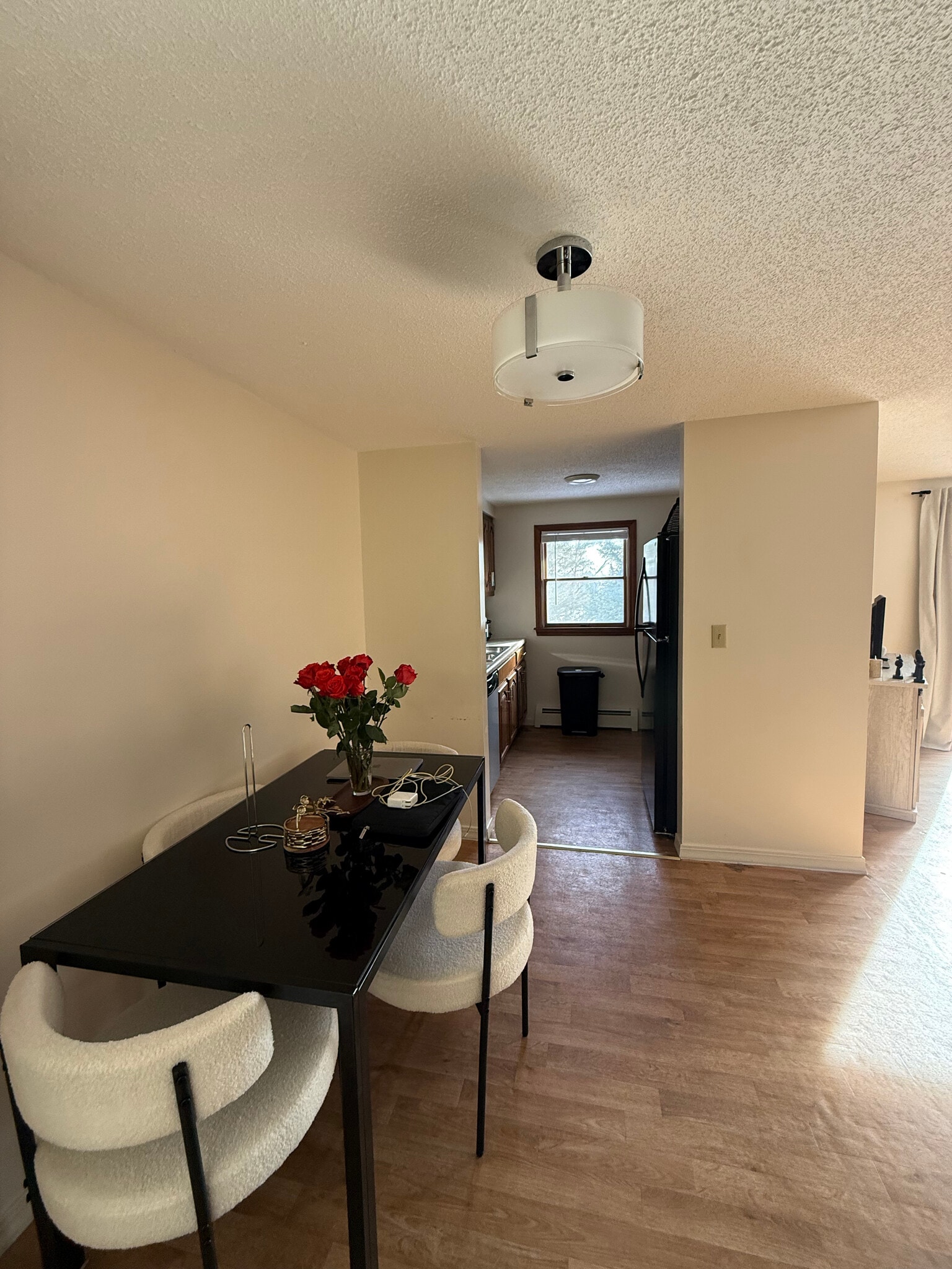 Building Photo - 812 State St