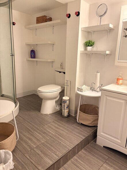 Building Photo - 1450 Union St