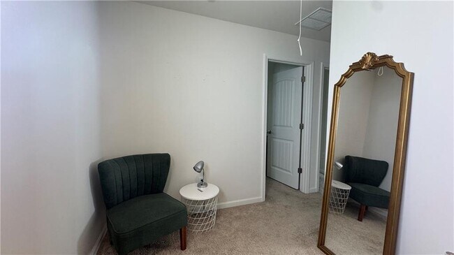 Building Photo - 5717 Union Pointe Dr