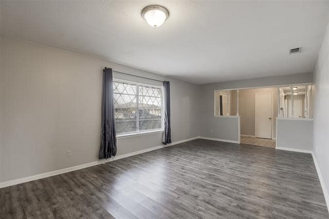 Building Photo - 105 Stiles Dr