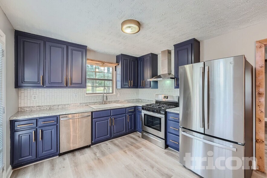 Building Photo - 4305 Treeline Way