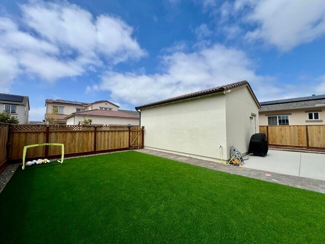 Building Photo - Lovely Single Family Home in Sea Haven -  Coming Soon!