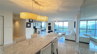 Building Photo - 3530 Mystic Pointe Dr