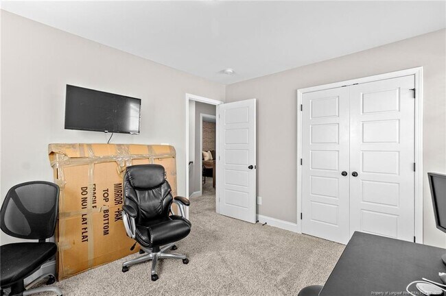 Building Photo - 101 E 6th Ave