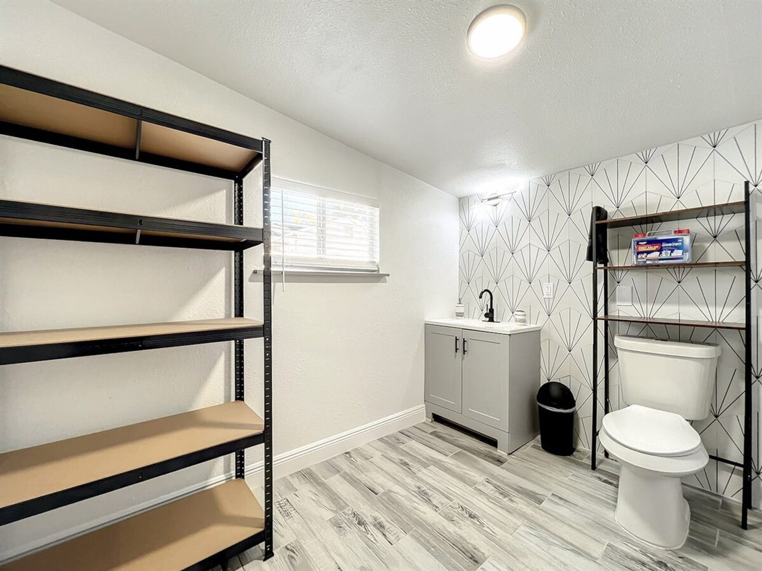 Building Photo - 2008 E Grant Ave