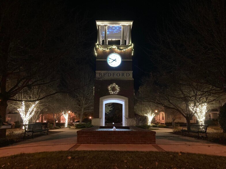 Building Photo - 10851 Bedfordtown Dr