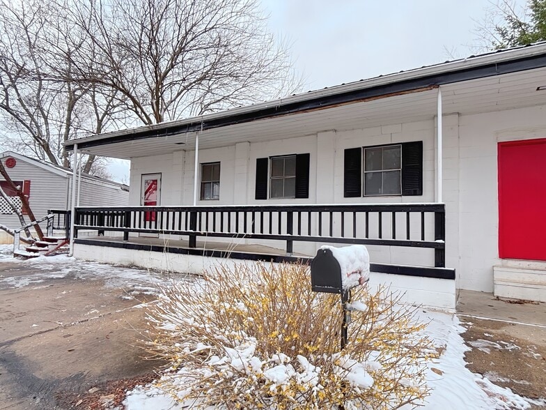 Building Photo - 1522 Wilkes Ave